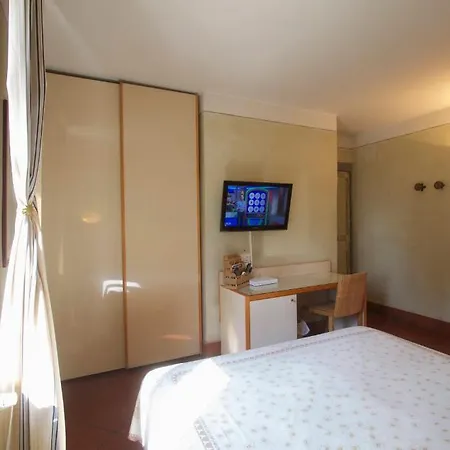 Hotel La Bussola Da Gino Quarrata
