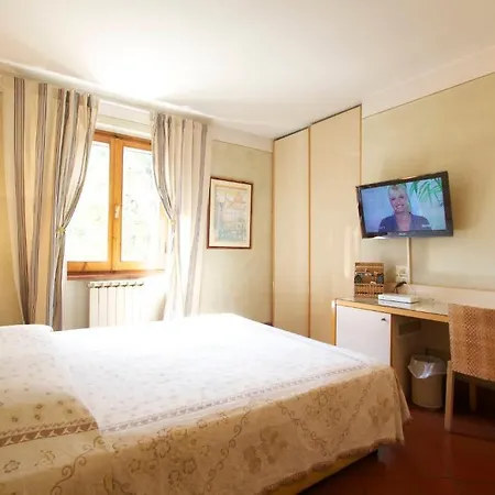 Hotel La Bussola Da Gino
