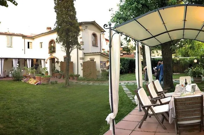 فندق La Bussola Da Gino 3*